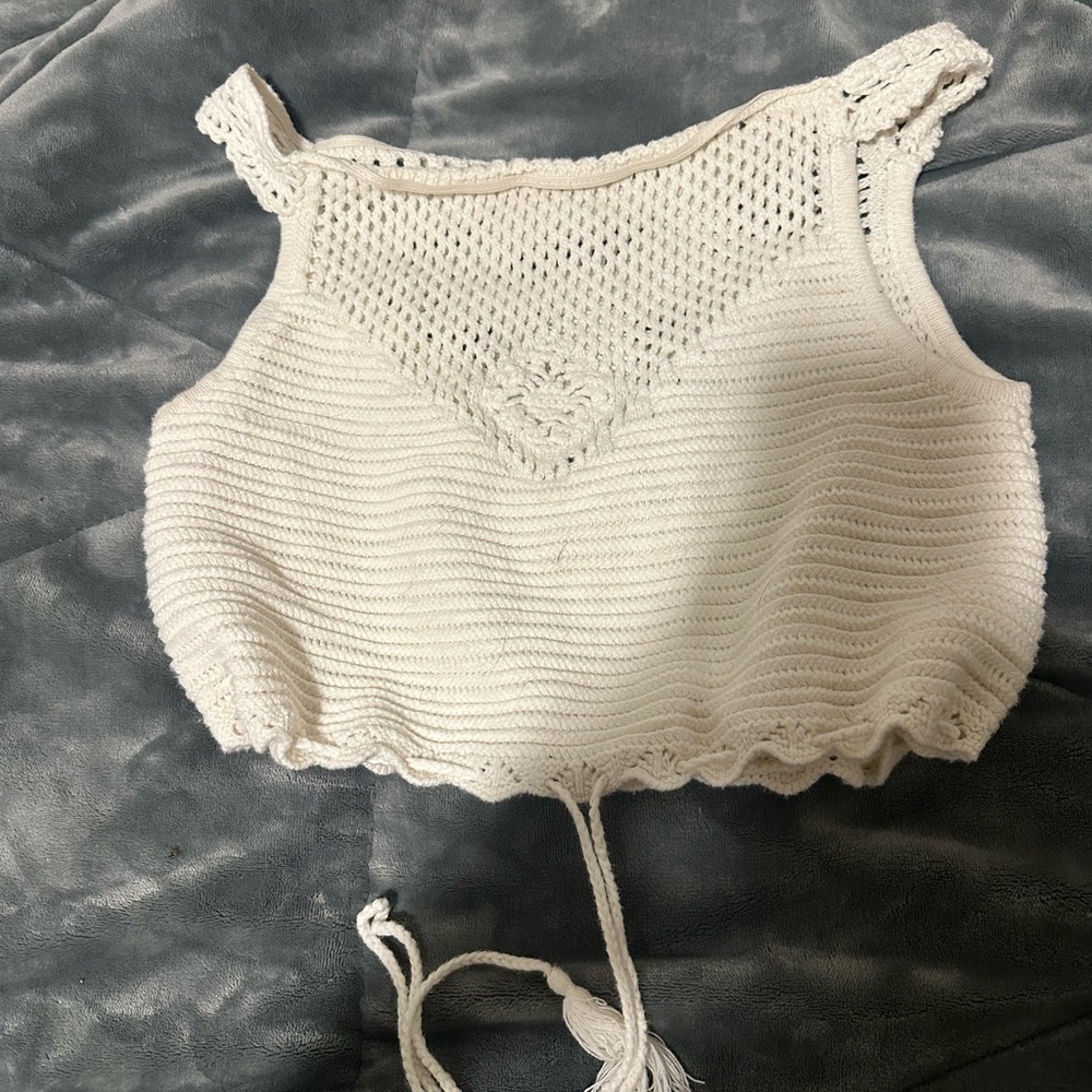 Cream knitted crop top